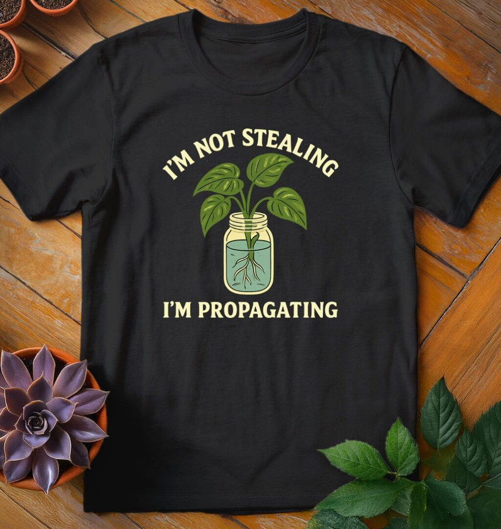 I'm Not Stealing Tee