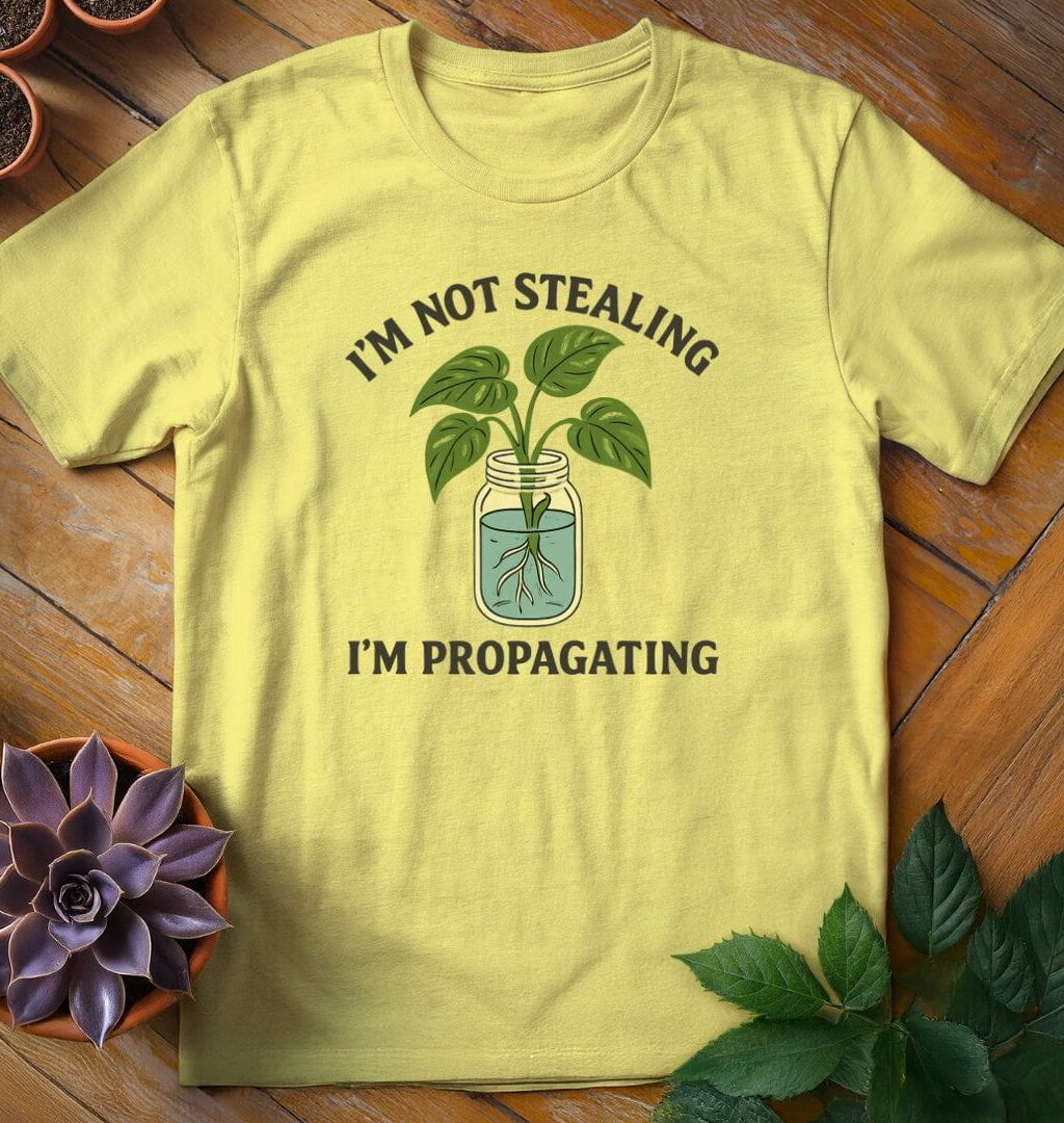 Alternative view of I'm Not Stealing Tee