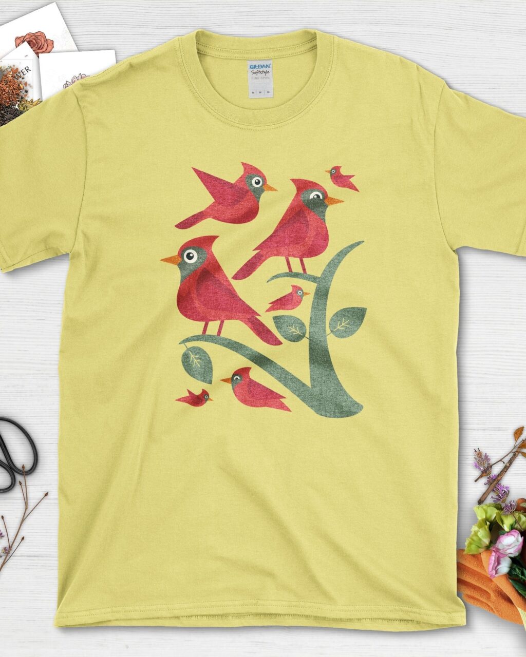 Alternative view of Cardinal Birds Graphic T-Shirt