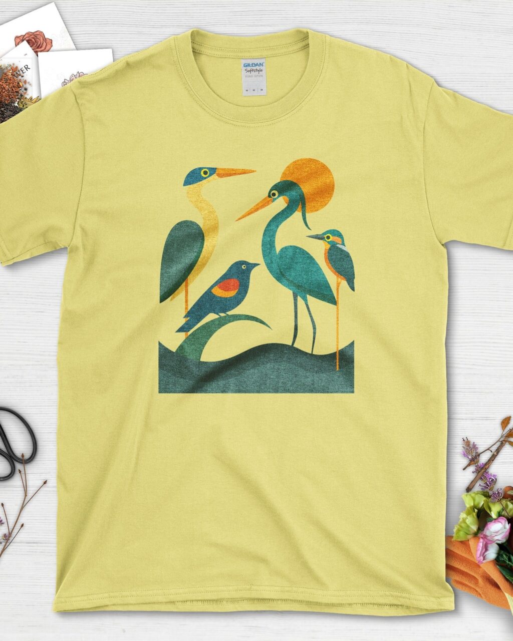 Alternative view of Waters Edge Bird Lovers T-Shirt